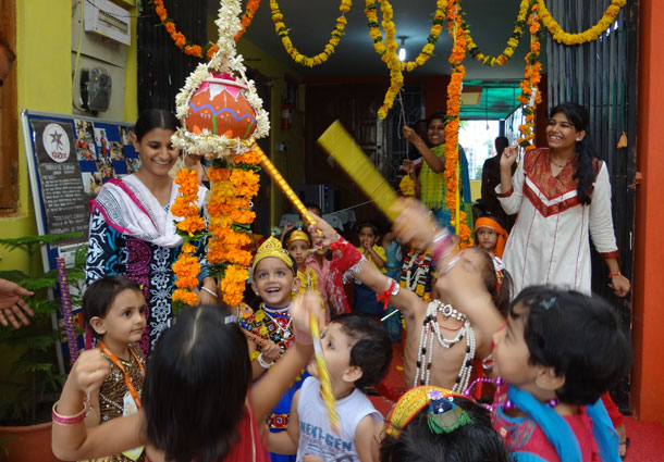 18 Creative Activities to do on Krishna Janmashtami with Kids - Krishna Crown, Decorate Flute, Dahi Handi, Books, Coloring Pages, Jhula Crafts and more how to make Krishna mukut, janmashtami art and craft, janmaastmi drawing, janmashtami celebration ideas