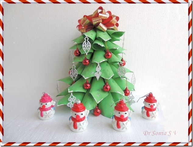 Christmas Craft - Paper Christmas tree 