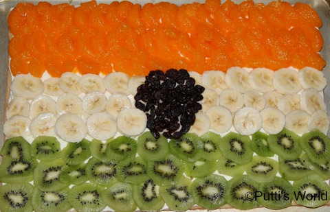 India Tri color fruit salad - 50+ Ideas for India Independence Day Party, August 15th - craft, Books, recipes & national symbol craft - Tiger, lotus, mango, banyan tree, peacock crafts