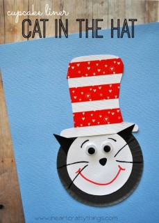 Cupcake liner Cat in the Hat .Who ever said that hats were out of style? Join your kids in bringing hats back with these creative hat crafts for National Hat Day.
