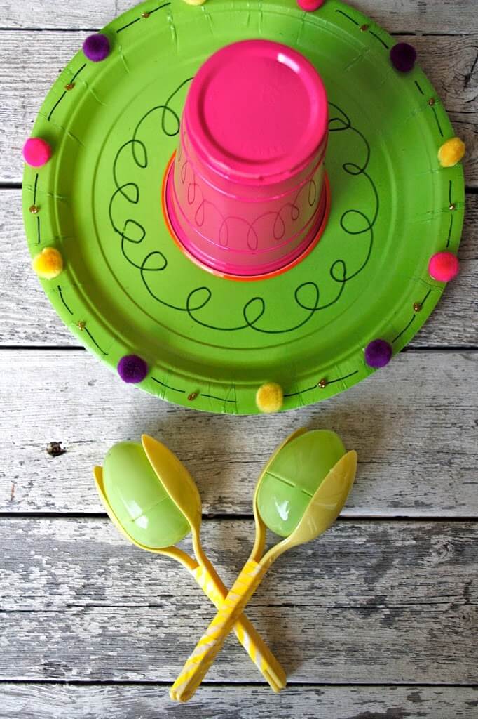 The Best 11 Cinco De Mayo Crafts for Kids - Celebrating Cinco de Mayo today and need crafts for kids? Enjoy our selection to celebrate this fiesta with fanfare - Maracas, coasters, Mexican dolls, pinata, sombrero, Señoritas , Frida Kahlo Inspired colourful Mexican headbands, Footprint chillies, ponchos and Ojo De Dios 