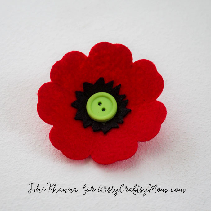 Spring flowers: Red Poppy Felt Craft – A Remembrance, Armistice or Veteran’s day activity. Easy step by step tutorial for kids to make. Tags - how to make a red poppy flower, Remembrance Day Poppy Craft , Beautiful Red Poppy Crafts for Kids to Make, Memorial Day Red Poppy Craft, Anzac Day memorial poppy craft, Making red felt poppies, How To Make Felt Poppies