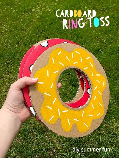 Doughnuts are delicious, but you can also make crafts based on them! Here are 10 fun donut crafts, just in time for National Donut Day.