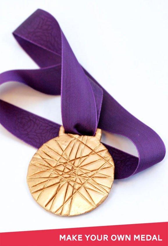 Celebrate the spirit of the Olympics with these Outstanding Olympic Crafts for Kids! Learn about countries, sports and cheer for your favorites!