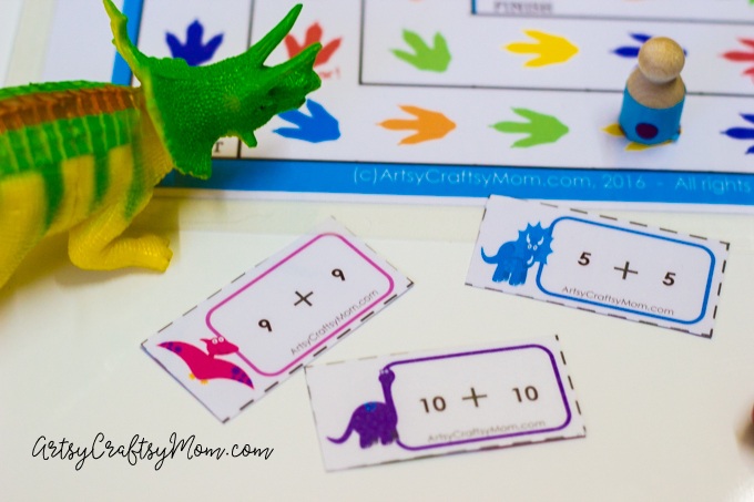 Printable Dinosaur Addition Board Game! Includes 48 editable addition cards & examples to use it to practice Common Core Math Sums.