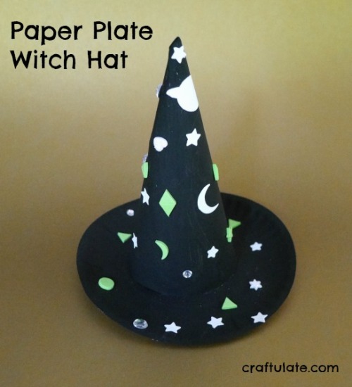 Make Halloween extra spooky this year with these 20 fun and frugal paper plate crafts that are perfect for kids of all ages!
