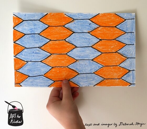These fun tessellation projects for kids are great to see how math meets art! Check out the free printables, crafts, art and more!