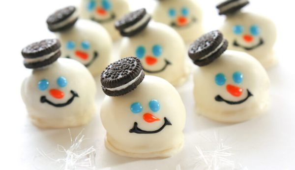 Want to make the holidays extra special for your kids? Wow the little ones with these fun foods for Christmas - that are way too cute to eat!
