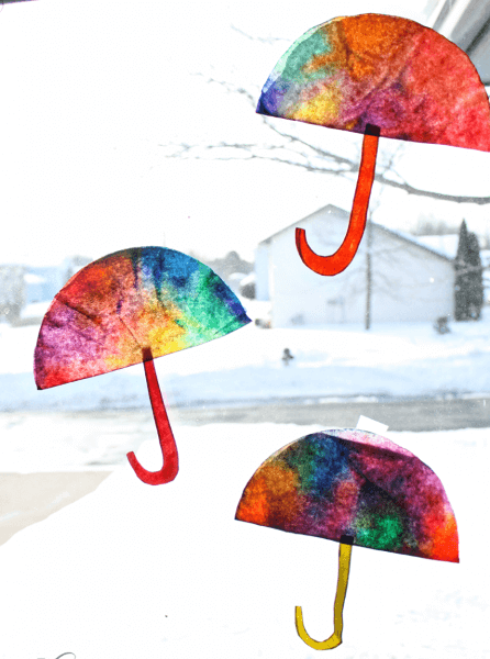It may not be raining, but that doesn't stop us from making these 20 unusual umbrella crafts for kids! From umbrellas that open and close to umbrellas that can be eaten - we've got it all!
