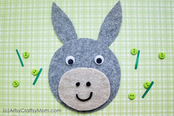 Make an adorable D for Donkey Craft with our Printable Template that's perfect for farm animals, mammals, letter D and Bible Study Activities for your kids 