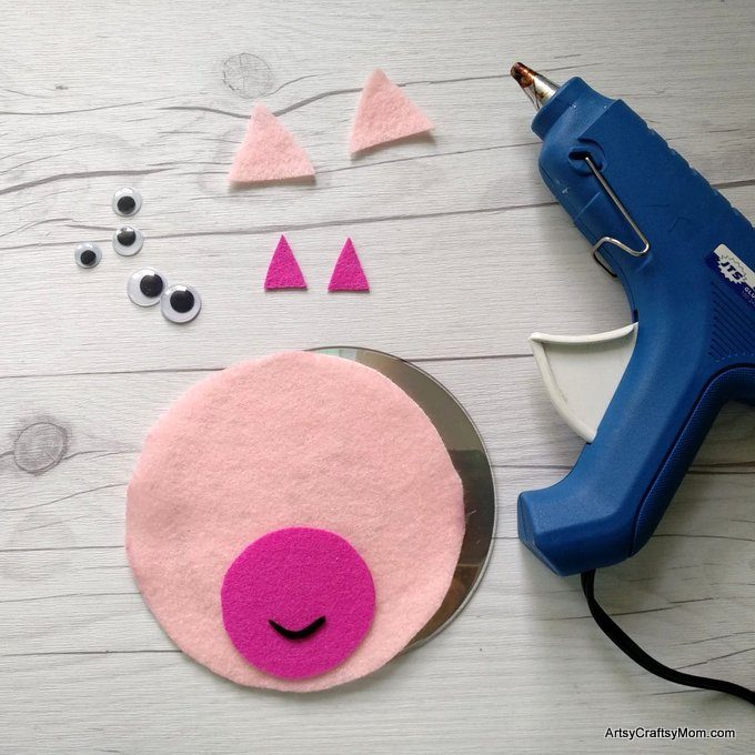 Make this adorable P for Pig Craft using our Printable Template that's perfect for learning about domestic animals, farm life or the letter P.