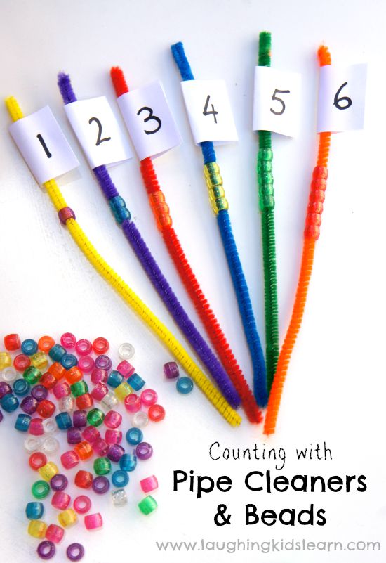 Counting with pipe cleaners and beads as a maths activity for kids