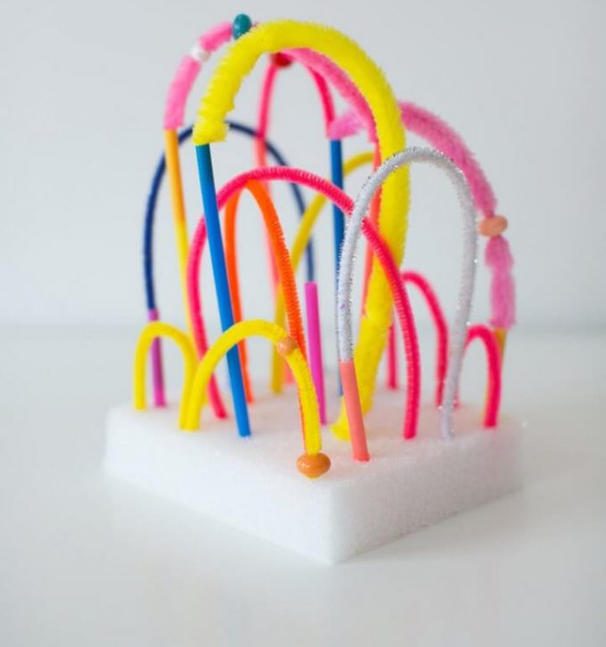 DIY Pipe Cleaner Straw Sculptures e1597937539812