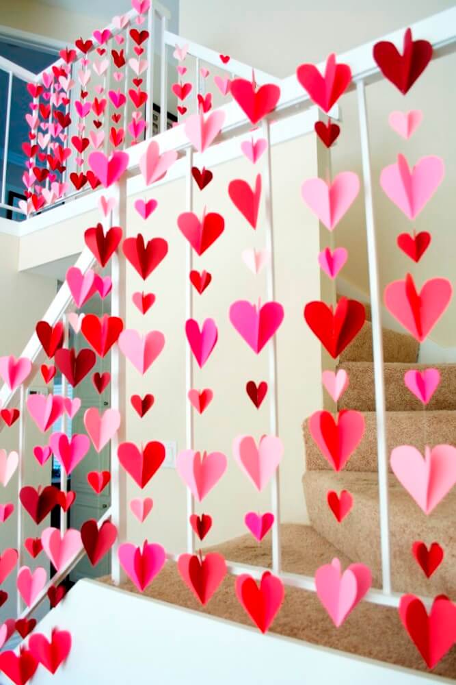 It's Valentine season & a fun way to spread the love is by having a Valentine's theme party at home, complete with DIY Valentine Party Decorations