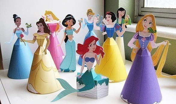 If you're a fan of Ariel, Moana, Elsa and co., you'll love these dreamy Disney Princess Crafts that we've rounded up! No matter who your favorite is, you're sure to find something to make!