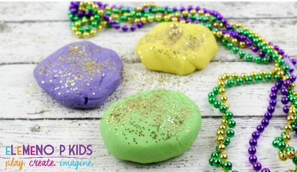 Celebrate the enthusiasm and grandeur of Mardi Gras with these colorful Mardi Gras Crafts for Kids! Easy to make and loads of fun!!