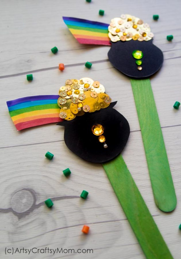 End your search for that elusive treasure at the end of the rainbow - with this Pot of Gold Popsicle Stick Craft that's perfect for St Patrick's Day!