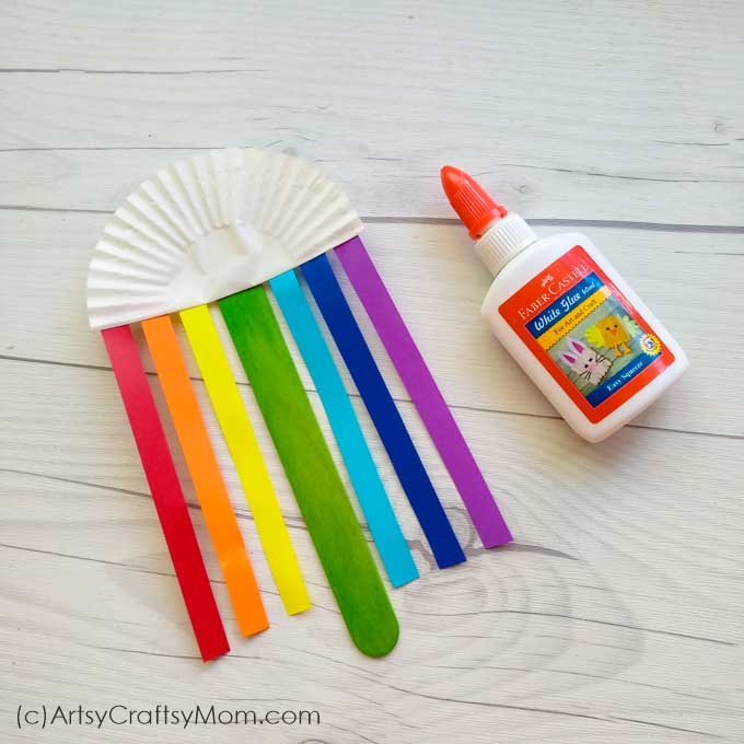Rainbow and Shamrock Popsicle Stick Craft for St Patrick's Day