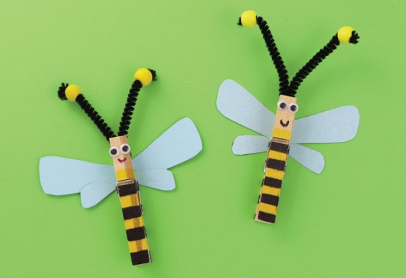 This World Bee Day, gather whatever you can find and make these cute bee crafts for kids !