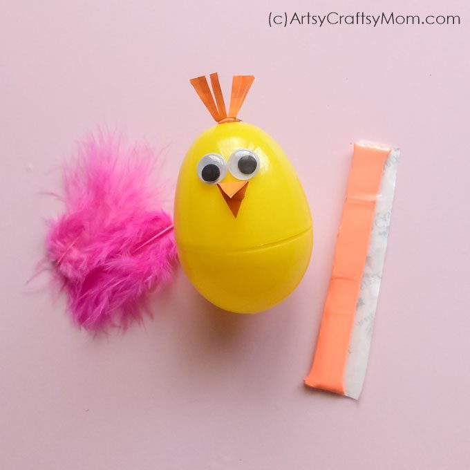 Put empty plastic eggs to use by making cute crafts like this Plastic Egg Bird Craft for Kids! Perfect for spring, Easter or lessons about animal babies.