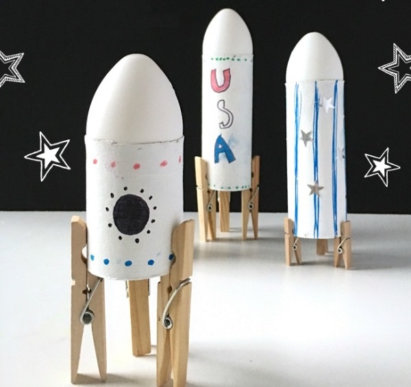 Learn about the planets, galaxies and more with these awesome Outer Space Crafts for Kids! Perfect for Show and Tell or summer STEAM projects!