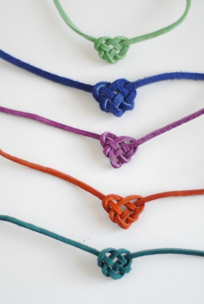 With Friendship Day coming up, it's the perfect time for these DIY Friendship Bracelets! Make them pretty so they double up as fashion accessories!