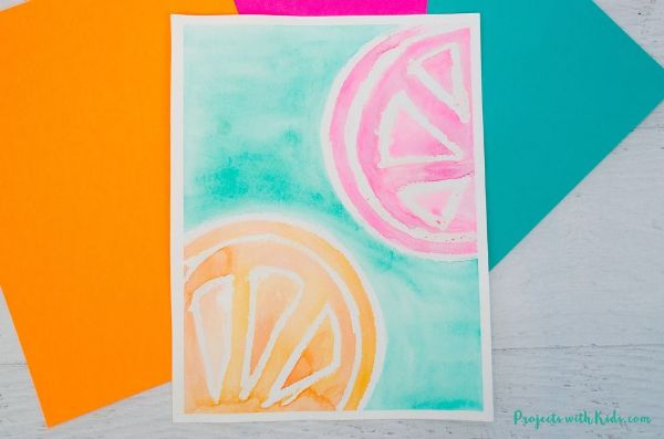 Introduce kids to the world of watercolors with these fun and easy to do watercolor projects for kids! Learn new techniques, ideas and get creative!