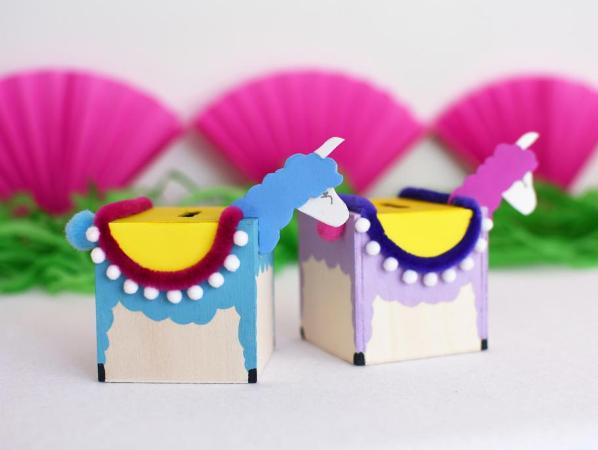 Llamas are all the rage now and no wonder; they're so cute! Get in with the trend & celebrate llamas this Alpaca Day with some Lovely Llama Crafts for Kids!