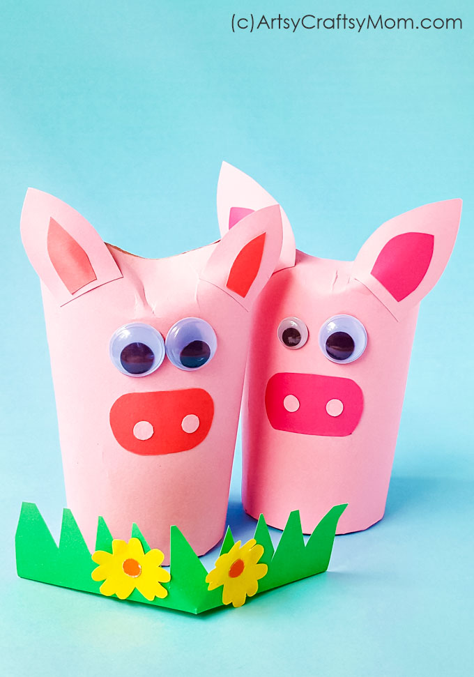 How cute is this Toilet Paper Roll Pig Craft? Super easy to make and perfect for little kids learning about farm animals, domestic animals or the letter P.