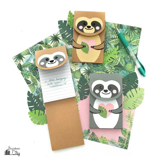 Have fun with the adorable sloth by making these super cute sloth crafts for kids! Just in time for International Sloth Day on 20th October!