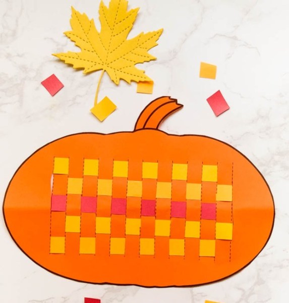 It's Fall, which means it's time for falling leaves, acorns and of course, pumpkins! Celebrate the season with some cute & playful pumpkin crafts for kids.