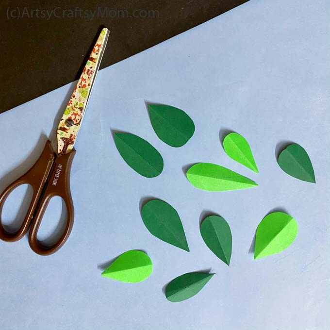 Give Mom this Q-tip Flower Art Mother's Day Card as a lovely surprise! Easy to make and completely unique - perfect for kids of all ages!