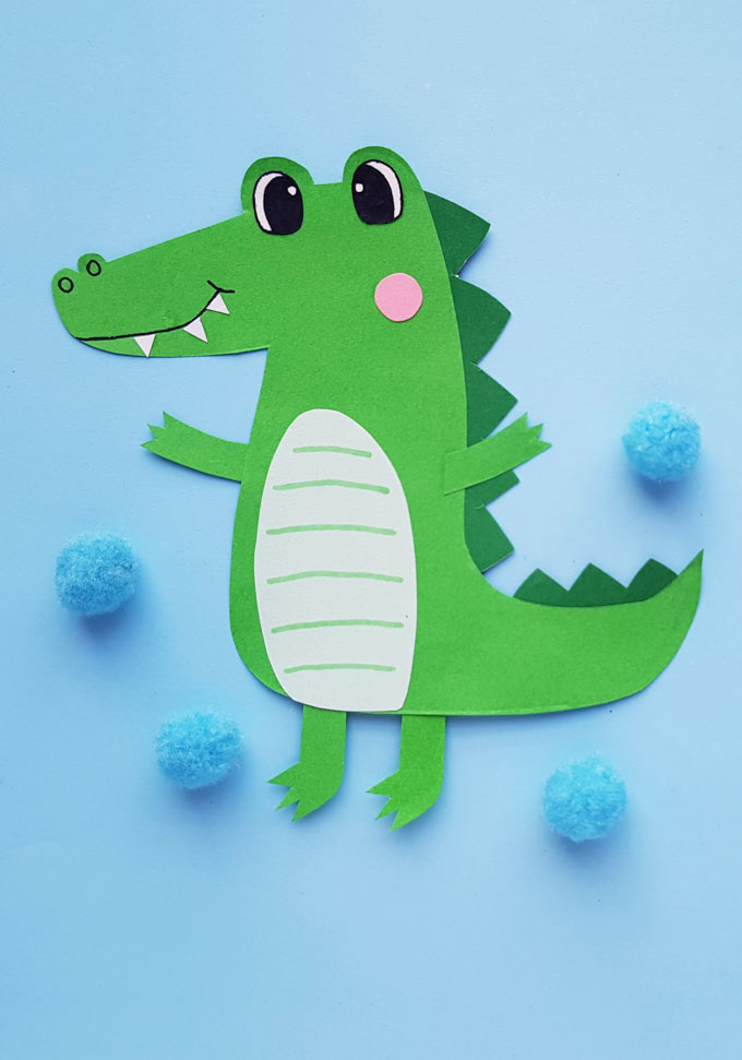 Paper Alligator Craft for kids is so easy that it doesn't have to wait! Includes a free template!