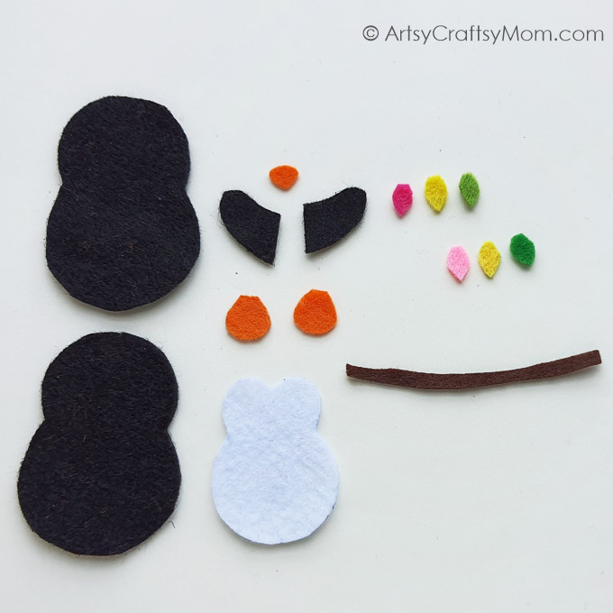 This adorable felt penguin craft is a great project for sewing beginners, as they get to practice their cutting & sewing skills, and get a penguin too!