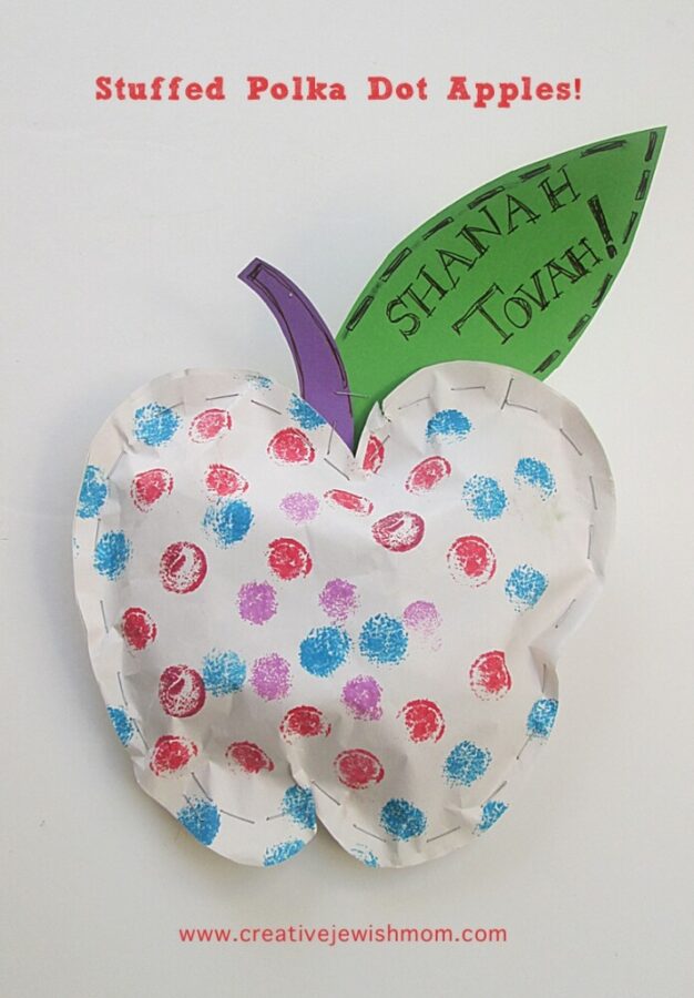 These Rosh Hashanah crafts will help you enjoy a grand Jewish New Year celebration! With apples, honey & more, you're all set for days of fun!