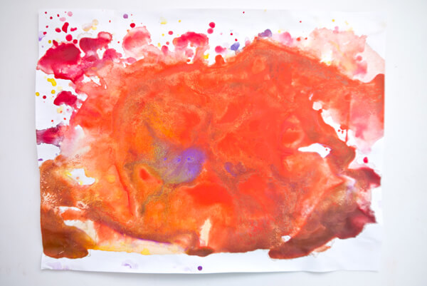 These Helen Frankenthaler Art Projects for Kids introduce us to the woman who smashed through the male-dominated art scene - with color power!