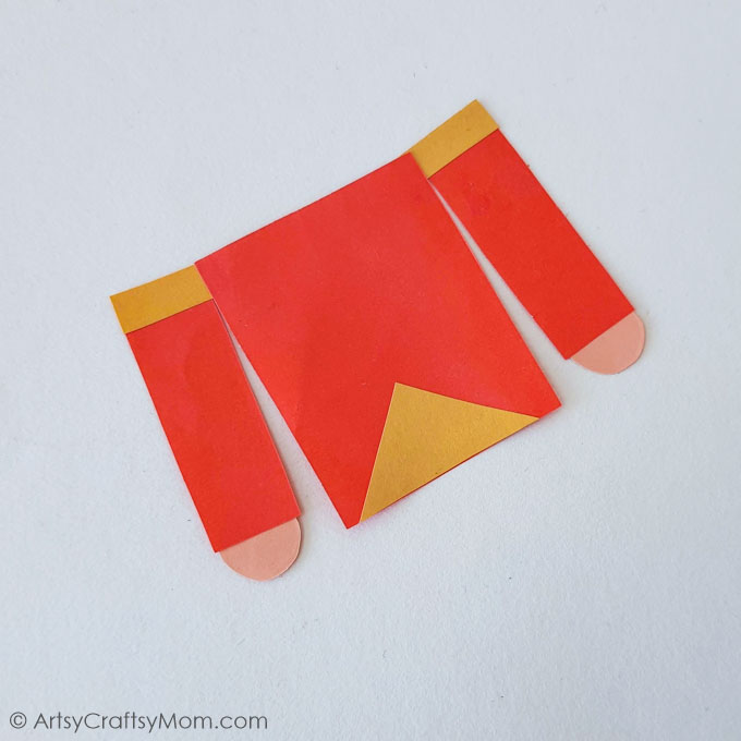 Have fun with this Easy Shape Nutcracker Craft, that's a great activity for preschoolers and kindergarteners to learn about shapes & play with them!
