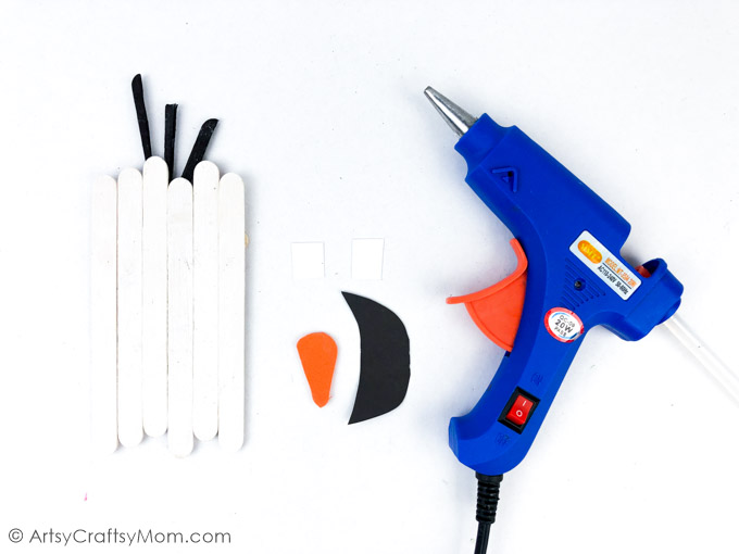Adorable Craft Stick Olaf Craft for Kids 7 Frozen fans, this Craft Stick Olaf Craft is for you! All you need are craft sticks and some basic craft supplies & you're all set to enjoy winter with Olaf!