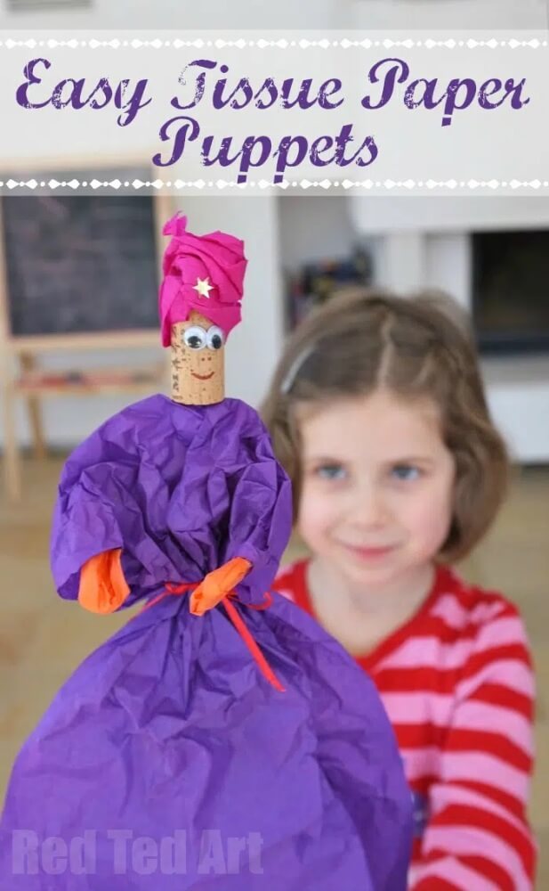 These Three Kings Day Crafts are perfect for kids to celebrate DÍA DE REYES, or the Feast of the Epiphany, an important festival in Latin America!