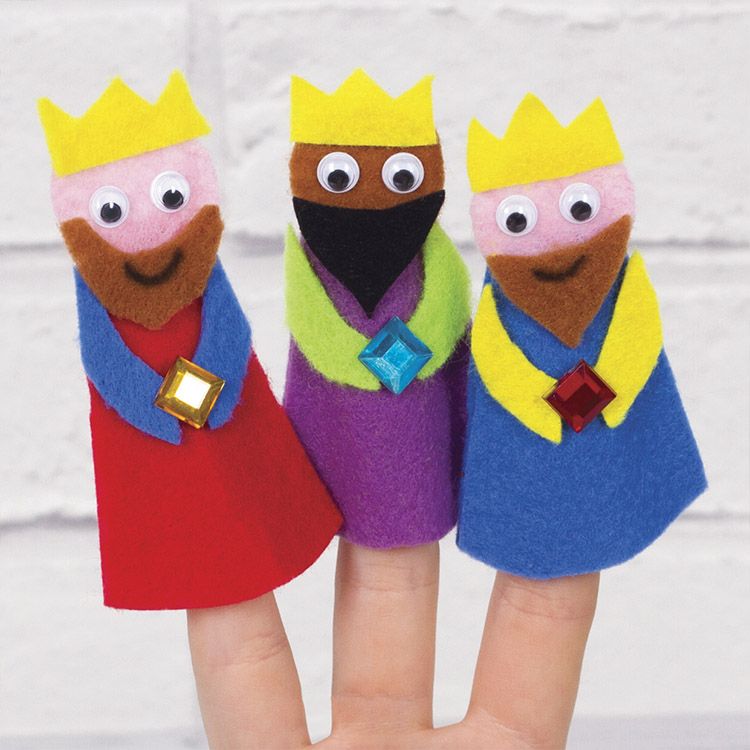 These Three Kings Day Crafts are perfect for kids to celebrate DÍA DE REYES, or the Feast of the Epiphany, an important festival in Latin America!