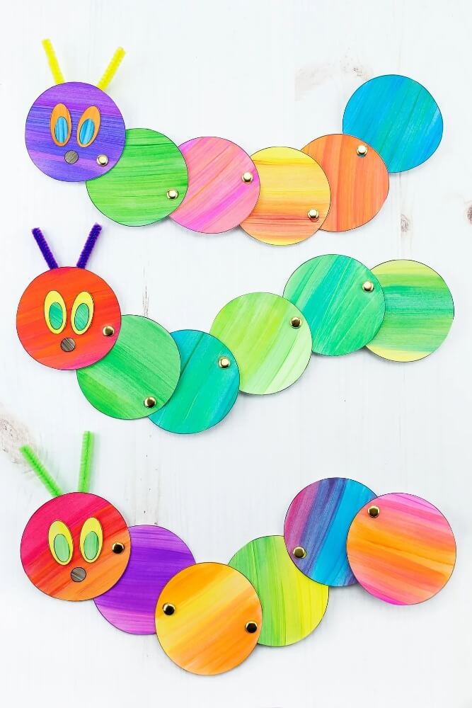 We've got some cute Caterpillar Crafts for Kids to welcome spring! Perfect to go with The Very Hungry Caterpillar book & the Hungry Caterpillar Day!