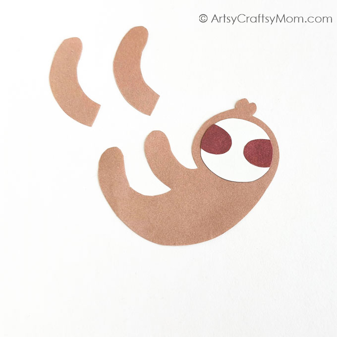How adorable is this papercraft sloth bookmark? Perfect little DIY for kids of all ages to add some color and interest to their spring reading!