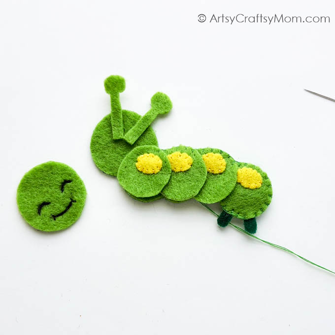 How cute is this felt caterpillar craft? It's a plushie that's easy to make even for kids and sewing beginners, with basic supplies you can easily find!
