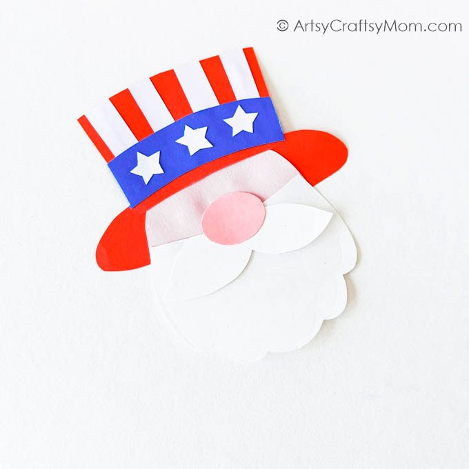 This 4th Of July Gnomes Papercraft is perfect for little kids to make this season! Use as a puppet or as a bookmark as you celebrate this great day!