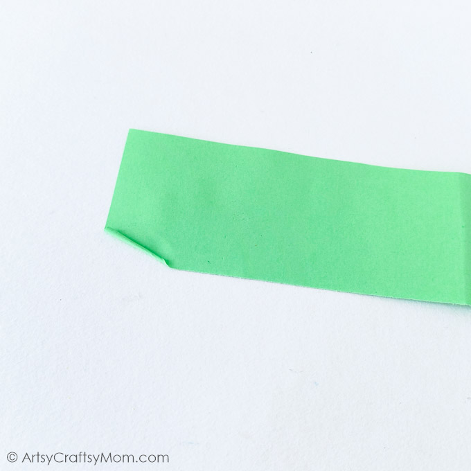 You'll love this gorgeous paper circle Heliconia craft, and will be thrilled by how easy it is to make with basic supplies like colored craft paper!