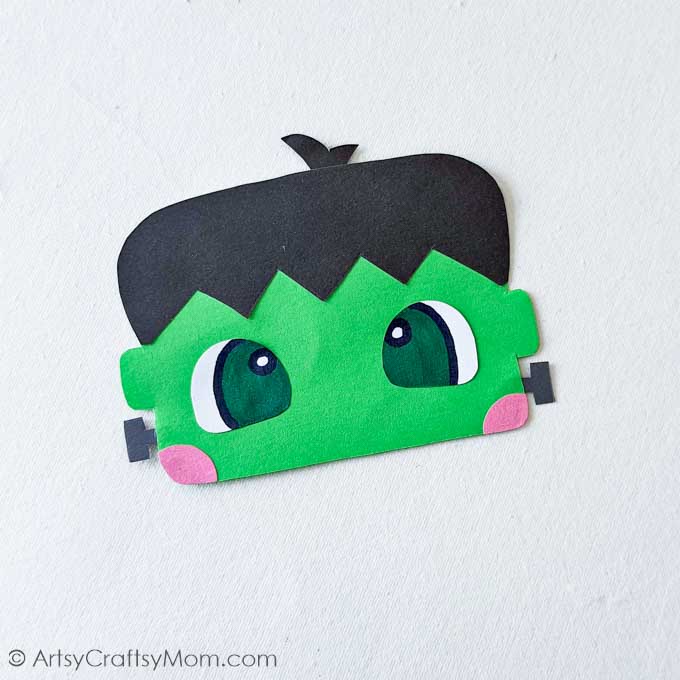 Make this paper bag Frankenstein puppet the star of your Halloween puppet show this year! Go ahead and create a hilarious version of the original!