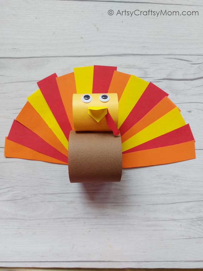 Here are some Creative Rolled Paper Halloween Crafts for Kids that work well for Halloween & Thanksgiving! Make your favorite, or make them all!