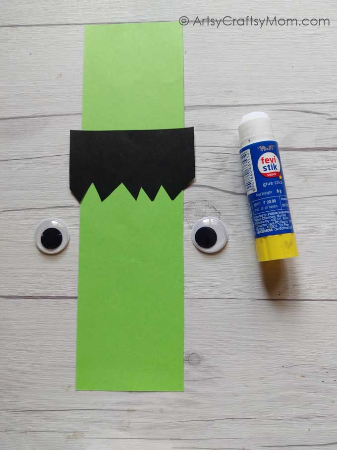 Here are some Creative Rolled Paper Halloween Crafts for Kids that work well for Halloween & Thanksgiving! Make your favorite, or make them all!