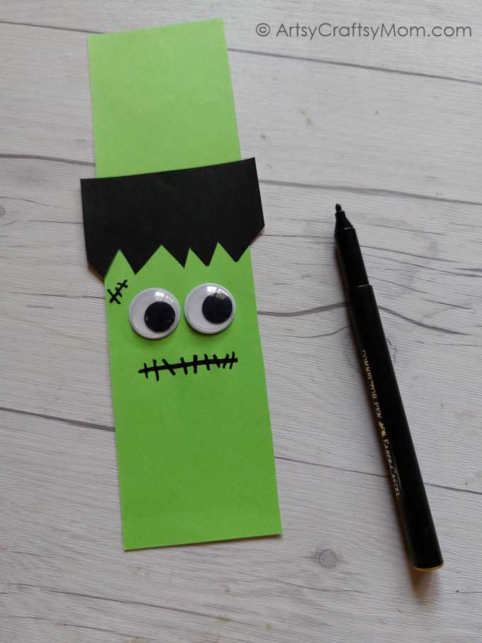Here are some Creative Rolled Paper Halloween Crafts for Kids that work well for Halloween & Thanksgiving! Make your favorite, or make them all!
