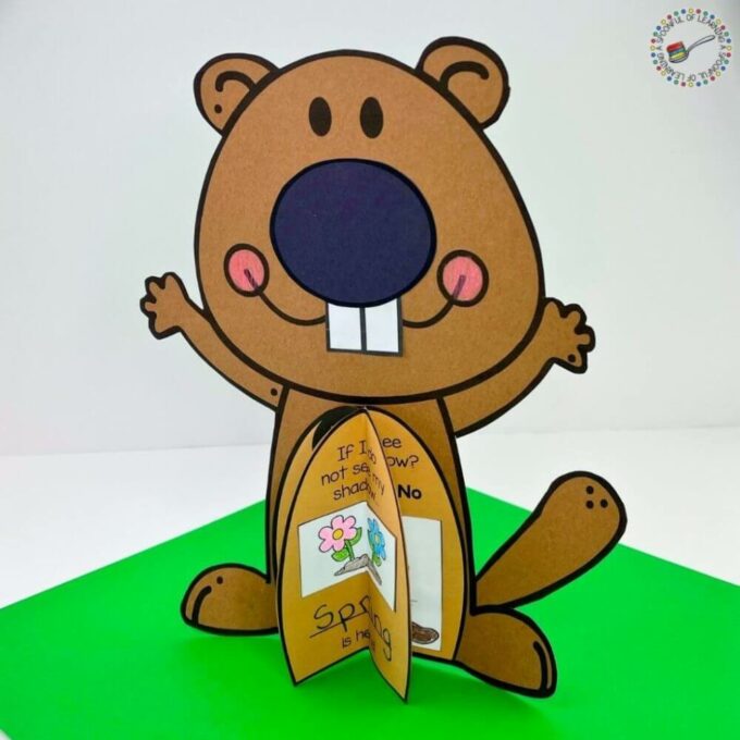 With Groundhog Day coming up on 2nd February, it's a good time to celebrate Punxsutawney Phil with these fun Groundhog Day Crafts for Kids!